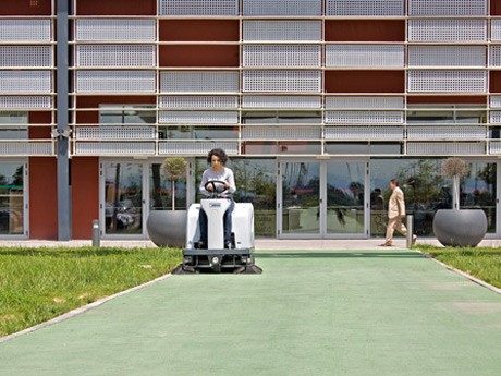 駕駛式掃地車(chē)